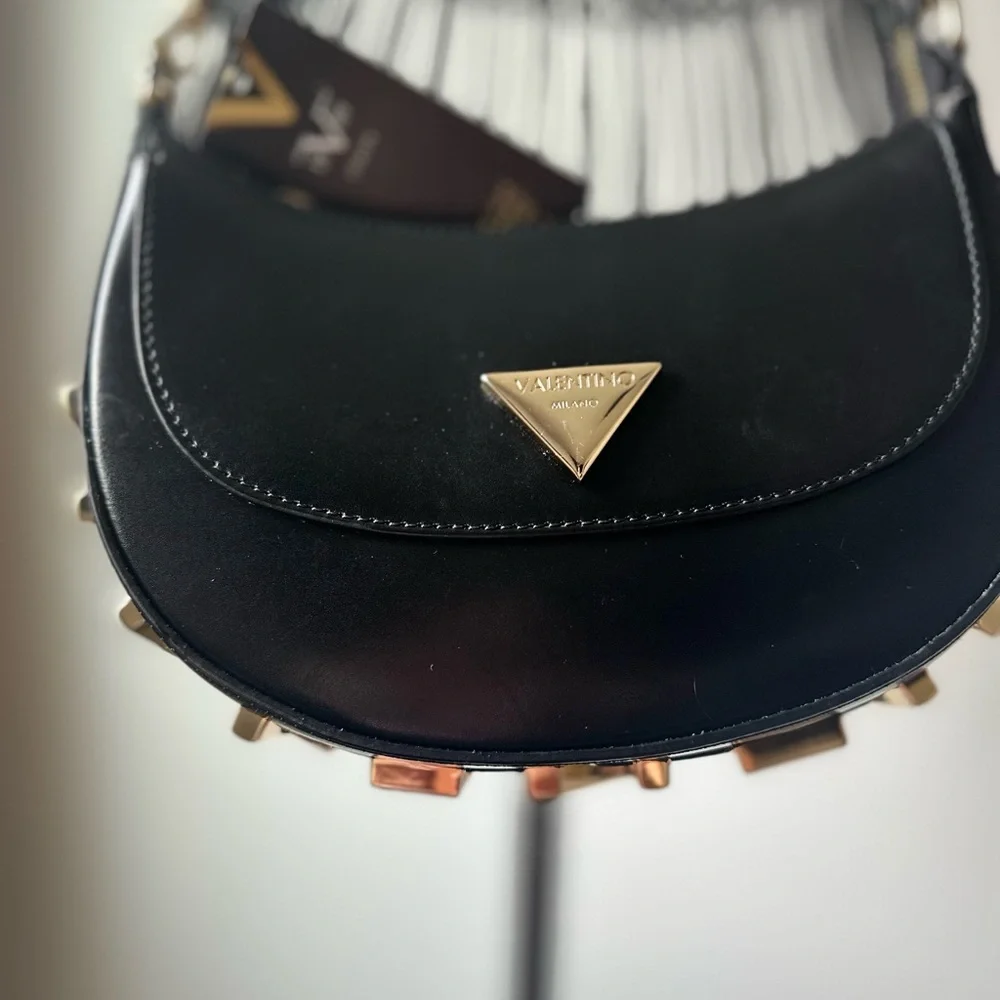 VALENTINO BY MARIO VALENTINO
Lunaire Leather Crescent Shoulder Bag - Picture 4 of 9